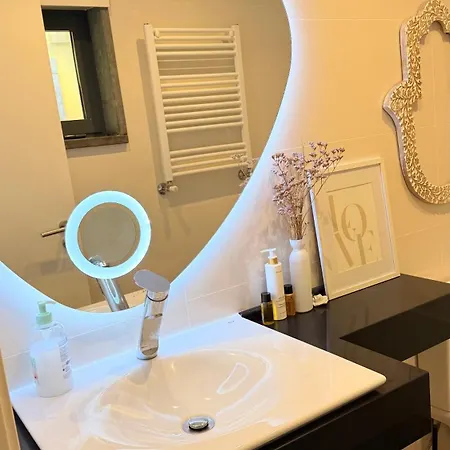 Nomad Dreams N4 Delux In-suit In Heart Of Historic Center Gasthof Cascais