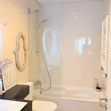 Nomad Dreams N4 Delux In-suit In Heart Of Historic Center Cascais
