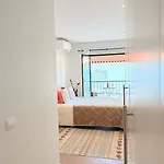 Nomad Dreams N4 Delux In-suit In Heart Of Historic Center Pensionat Cascais